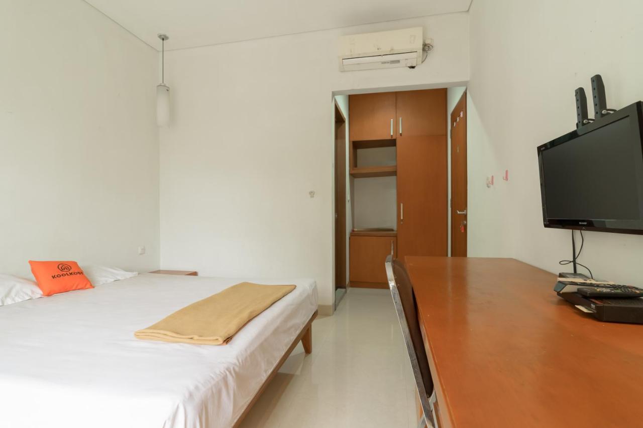 Koolkost Syariah Near Pejaten Village 2 Jakarta Exterior photo